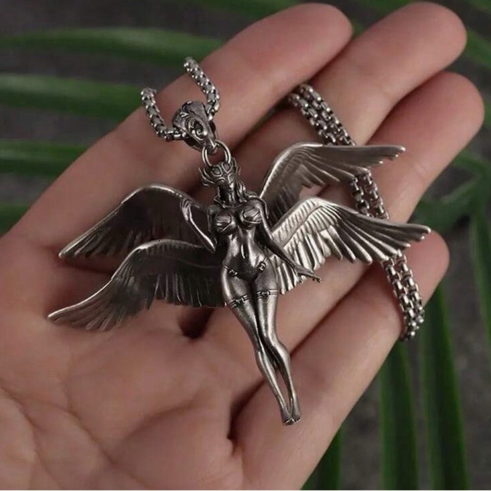 Pure Goddess Pendant!